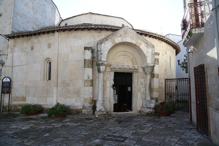 Tour of the historic center of Brindisi