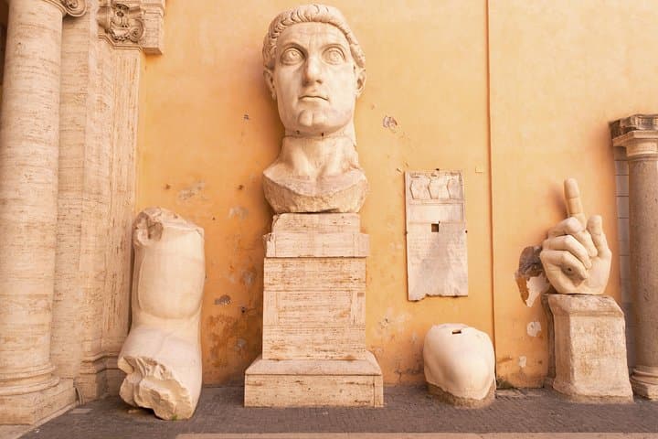 Capitoline Museum, Michelangelo square and panoramic views of Rome