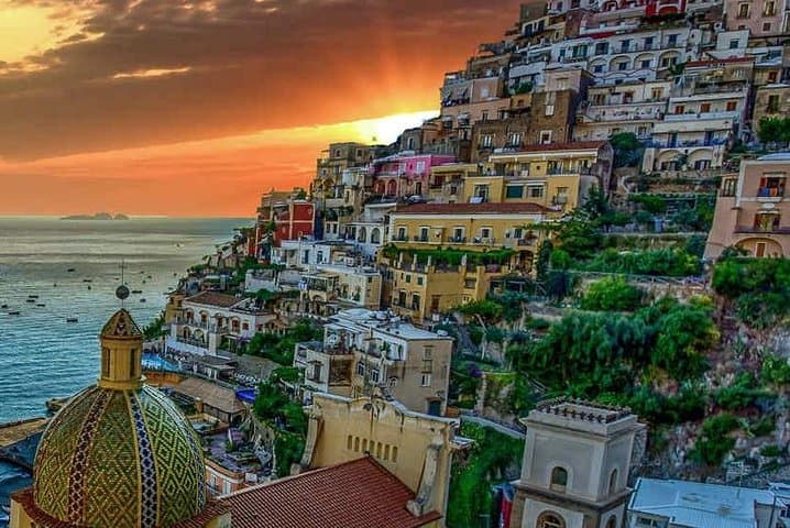 Private transfer from NAPLES to POSITANO or reverse