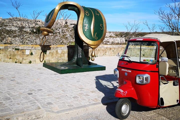 Tuk Tuk tour Matera - Panoramic tour by bee calessino
