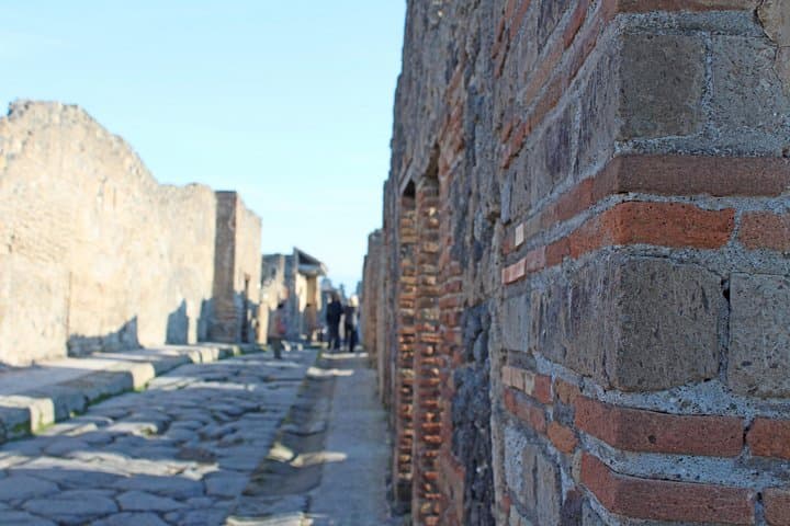 The Best of Campania in 2 days: Amalfi coast, Pompeii, Herculaneum & Vesuvius