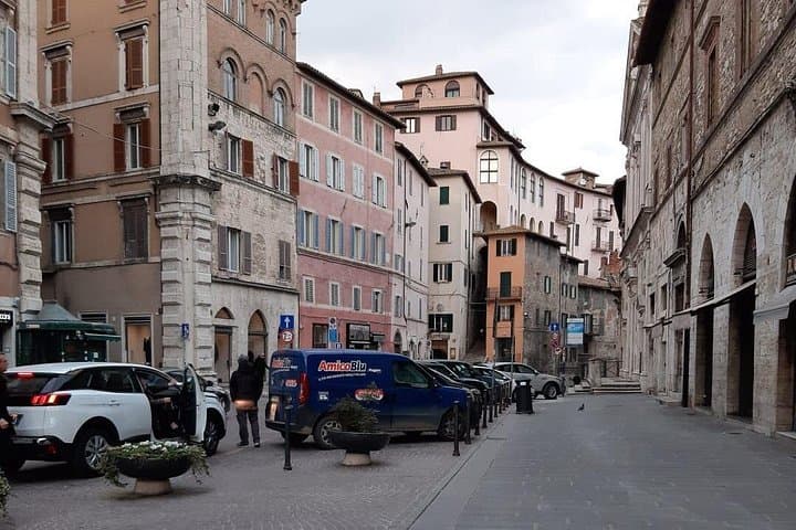 Perugia Private Walking Tour with licensed guide