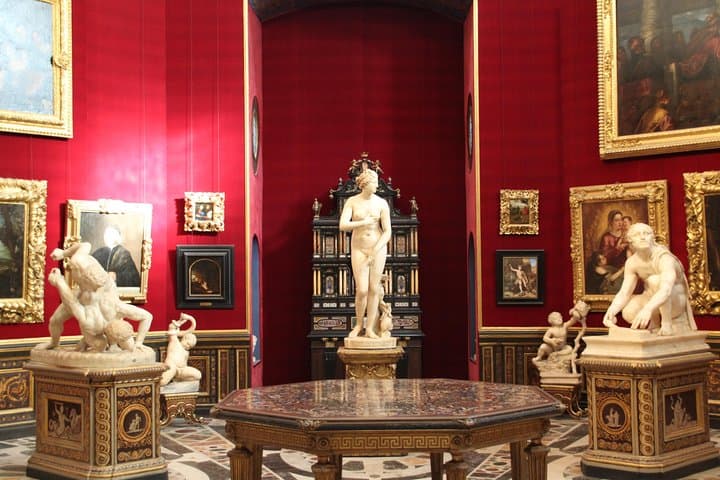 Uffizi Express Entrance -private tour