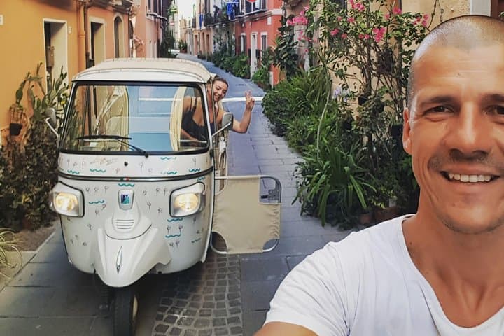 Apelisetta tuk tuk: 2 hours tour of Cagliari
