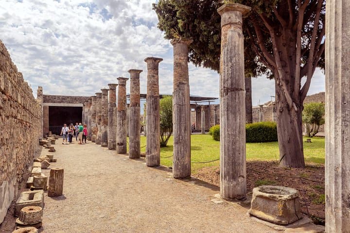 Pompeii and Herculaneum shared shore excursion