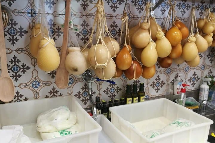DISCOVER SORRENTO, food &Walking tour . Lemons-cheese&olive oil