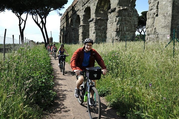 Rome Bike / EBike Tour: Appian Way, Catacombs & Roman Aqueducts