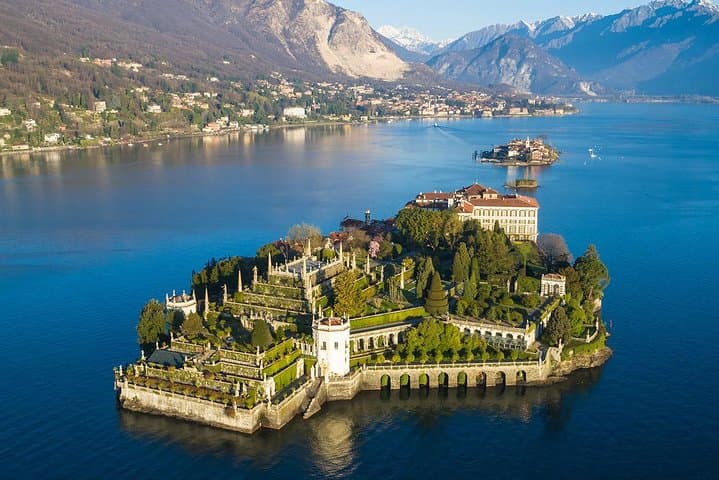 https://media-cdn.tripadvisor.com/media/attractions-splice-spp-720x480/0b/4e/2f/49.jpg