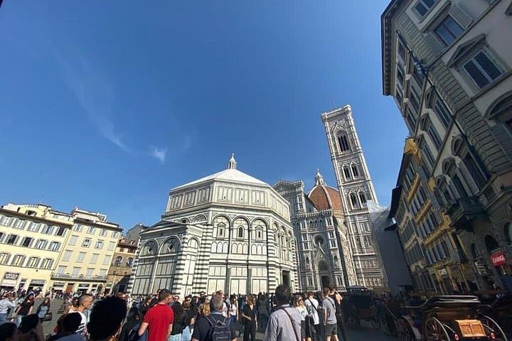 Transfer Privato: Porto di La Spezia - Firenze Roundtrip
