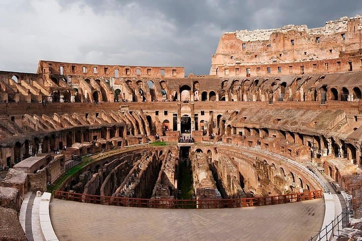Self Guided Audio Tour-Coliseum & the Gladiator's Legends