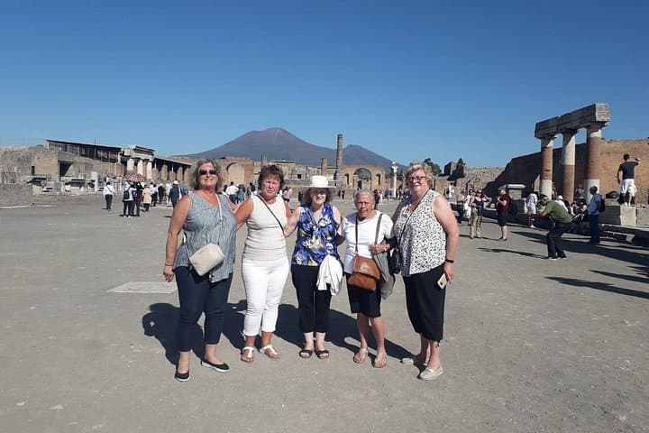 ItalyBesTours Pompeii Skip-The-Line and Positano Fullday from Rome