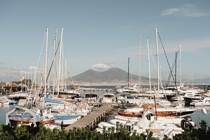 Naples Private Half-Day Tour with a Local – Flexible Meet-Up