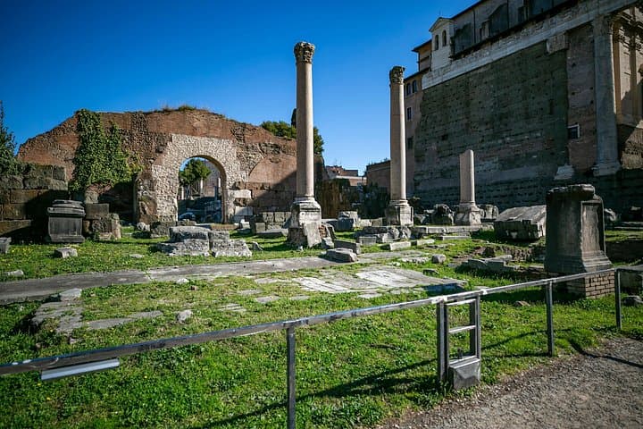 Private Tour of Colosseum & Ancient Rome Wonders