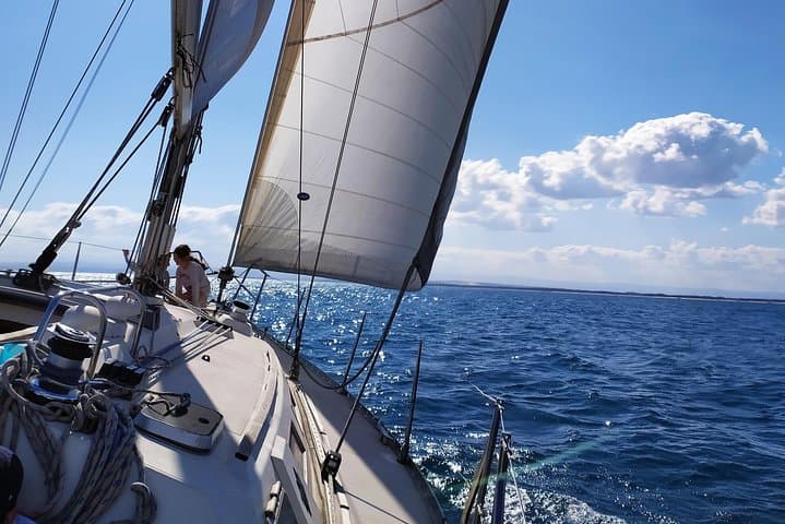 Sailing tour at sunset in catania