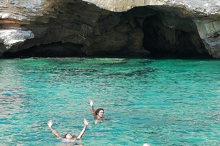 Boat tour of Ortigia, sea caves, Pillirina and snorkeling