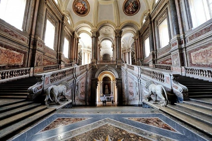 Private tour Caserta royal palace