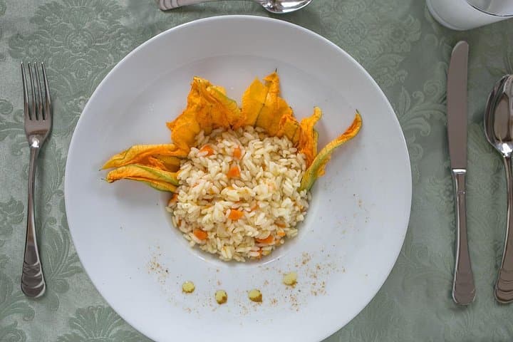 Cesarine: Typical Dining & Cooking Demo at Local's Home in Turin