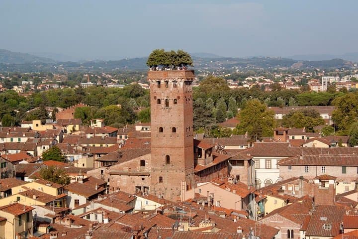 Direct Transfer from your Hotel in ROME to your Hotel in LUCCA