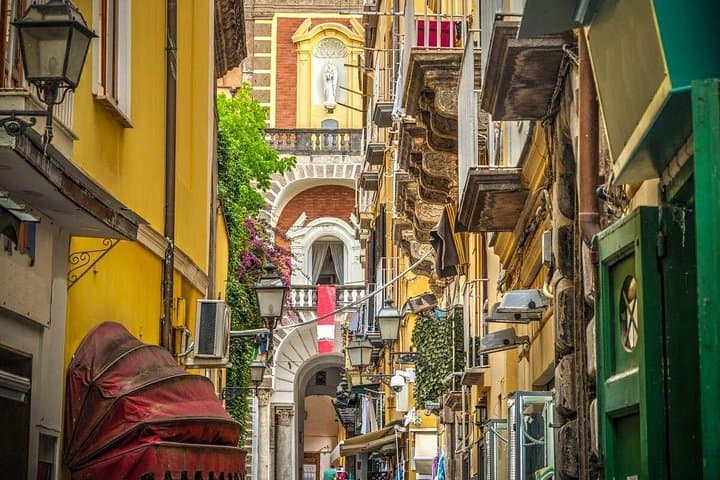 Day Trip from Rome: Pompeii and Sorrento - Private Tour