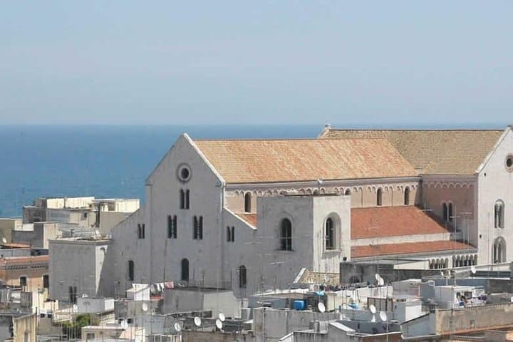 Day Trip from Rome: San Nicola Basilica in Bari - private tour
