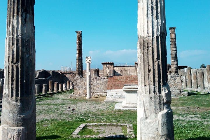ItalyBesTours Pompeii Skip-The-Line and Positano Fullday from Rome