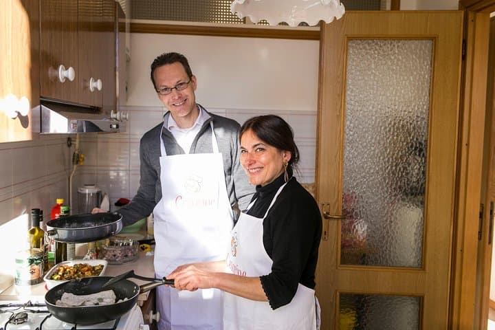 Cesarine: Home Cooking Class & Meal with a Local in Verona
