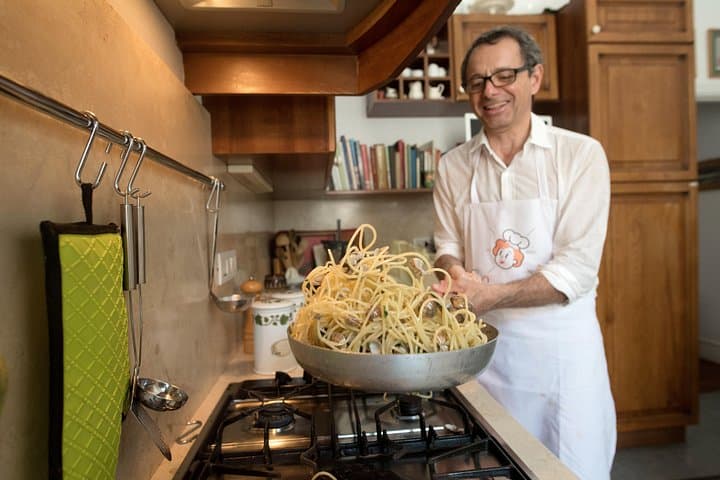 Lunch or dinner and cooking demo at a local home in Cava de' Tirreni