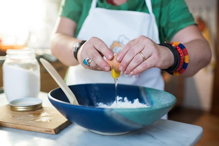 Cesarine: Market Tour & Home Cooking Class in La Spezia