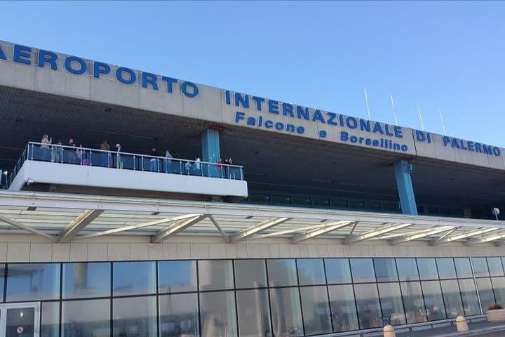 Private transfer from Palermo city center to Palermo Airport
