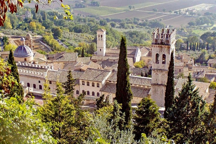 Private Transfer from Accommodation in ASSISI to Accommodation in ROME