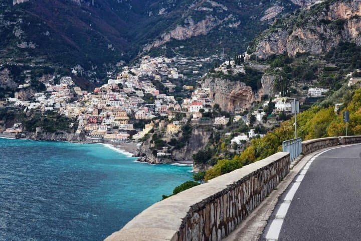 Private Transfer: From Positano to Sorrento with hotel pick-up and drop-off