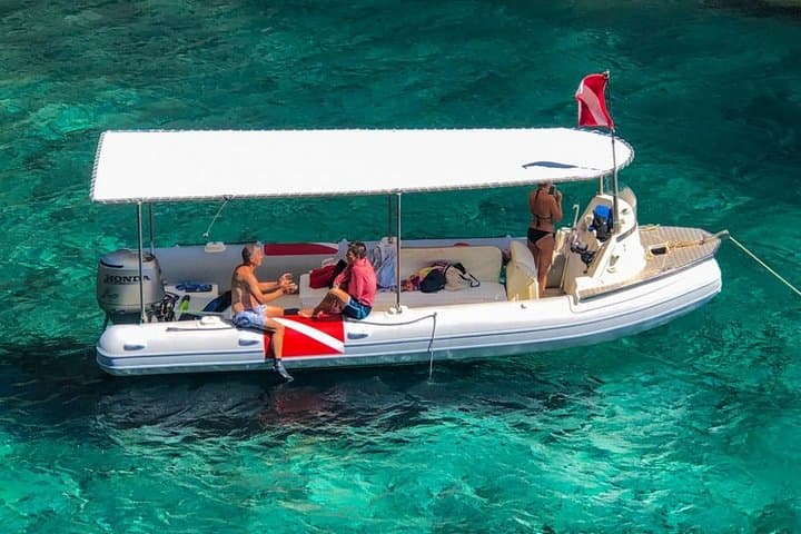 Transport on a clear sea