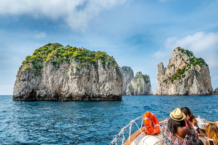 Private sailing trip along Capri and the Sorrento Coast