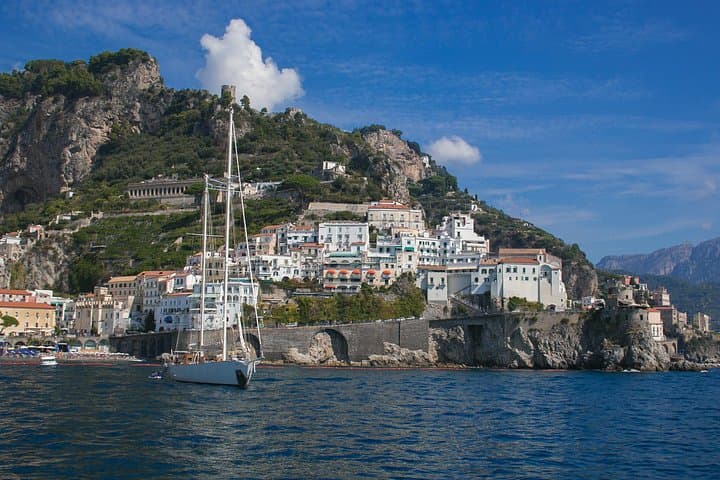 Private sailing trip along Capri and the Sorrento Coast