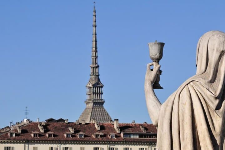 Turin, from Milan, private guided tour, by car.