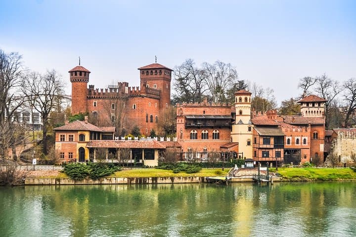 Turin, from Milan, private guided tour, by car.