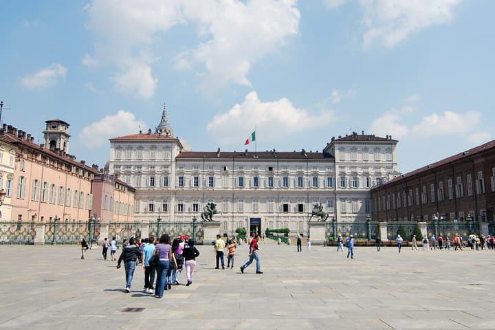 Turin, from Milan, private guided tour, by car.