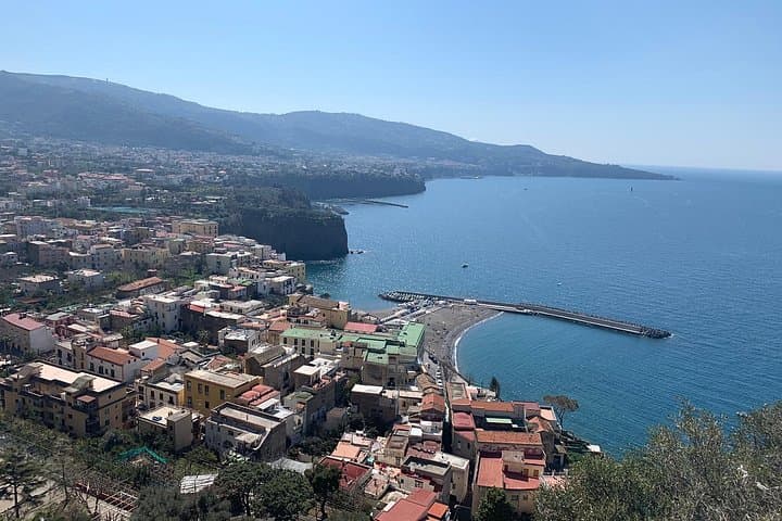 Luxury transfer service from Sorrento to Rome or Rome to Sorrento