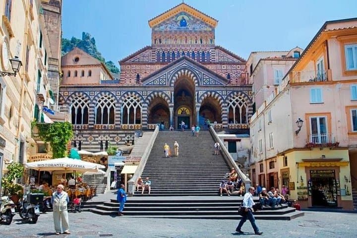 Private transfer from Salerno to Amalfi