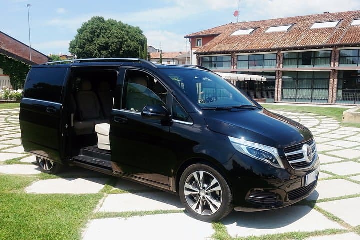Private Transfer from Venice to Ravenna/Ravenna Cruise Terminal