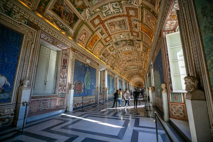 Wheelchair Accessible Skip the Line Private Vatican Tour with Sistine Chapel