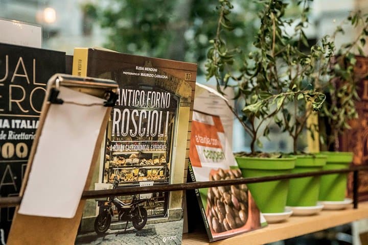 Local Food and Wine Walking Tour around Rome