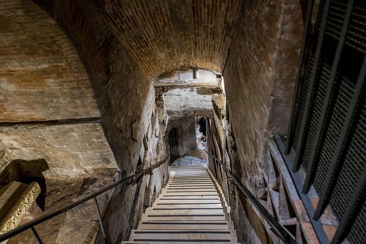 Roman Countryside Walk: Catacombs, Aqueducts and Appian Way