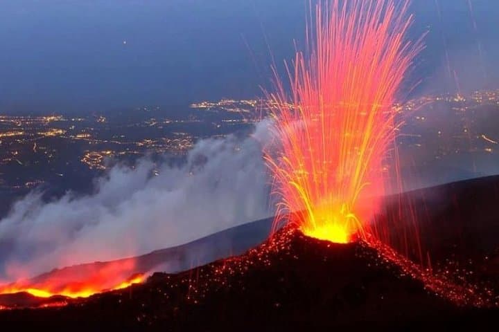 ETNA & WINE, TAORMINA TOUR FD from CATANIA (GUIDE and LUNCH Included)