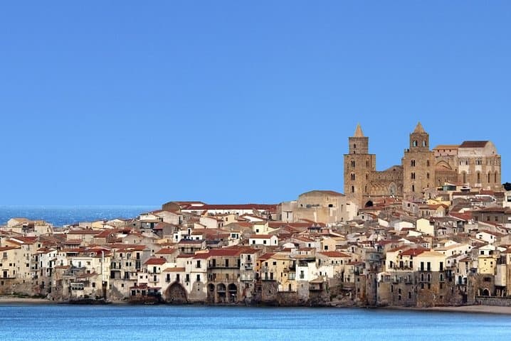 Private Transfer from Cefalù to Palermo (PMO) Airport