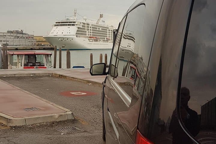 Venice or Fusina cruise to Venice AIRPORT VCE