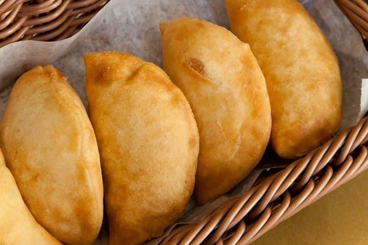 Make a Fried Pizza with Limoncello Spritz in Sorrento