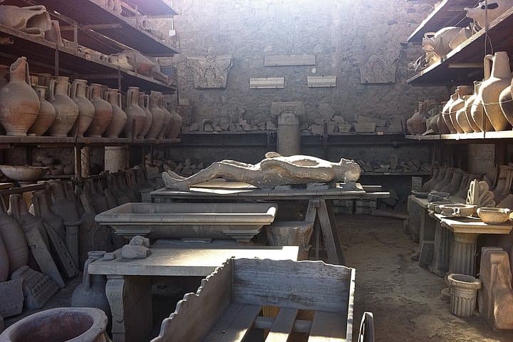 Pompeii and Villa of the Mysteries Private Tour