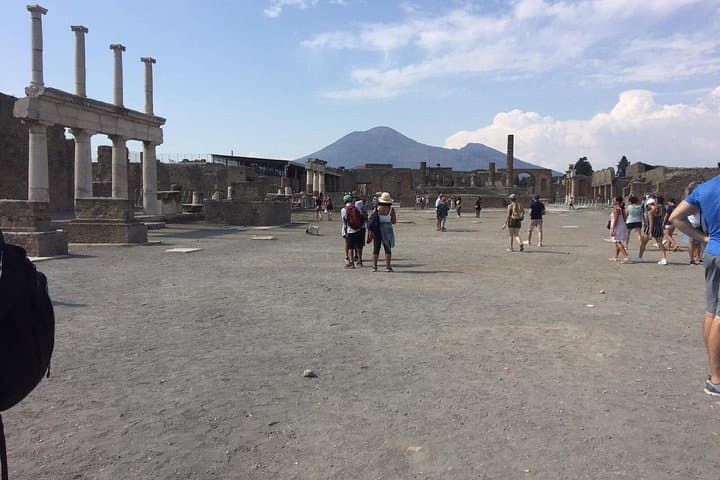 Naples Shore Excursion: Pompeii Half-day Trip from Naples