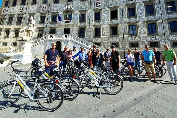 Pisa: Self-Guided Historic Center Bike Tour